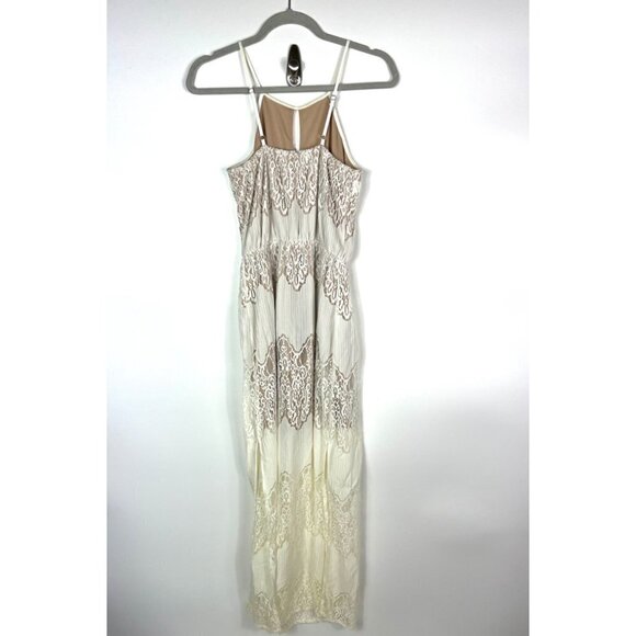 Bar III lace maxi‎ dress - Picture 4 of 8
